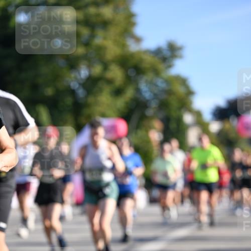 07.09.2025 - BARMER Alsterlauf Dr. Thomas Lammeyer http://msf.ph/oto/8711907 07.09.2025 09:40:36 Laufen  meine-sportfotos.de