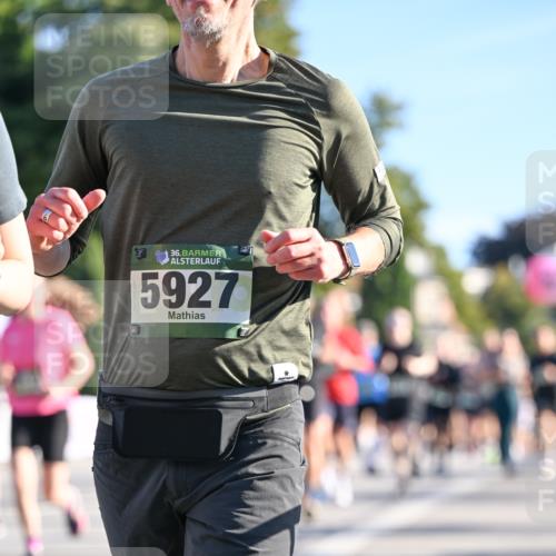 07.09.2025 - BARMER Alsterlauf Dr. Thomas Lammeyer http://msf.ph/oto/8711960 07.09.2025 09:40:44 Laufen 36, 5927 meine-sportfotos.de