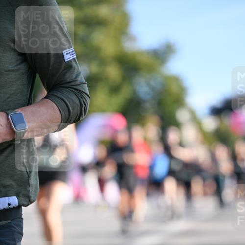 07.09.2025 - BARMER Alsterlauf Dr. Thomas Lammeyer http://msf.ph/oto/8711964 07.09.2025 09:40:45 Laufen  meine-sportfotos.de