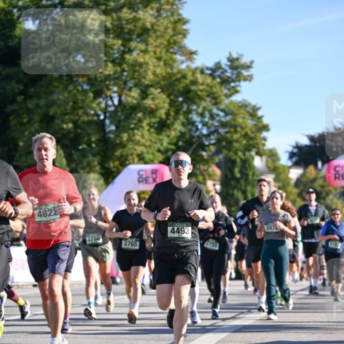 07.09.2025 - BARMER Alsterlauf Dr. Thomas Lammeyer http://msf.ph/oto/8711980 07.09.2025 09:40:47 Laufen 4822, 3766, 3765, 4493, 397, 2755 meine-sportfotos.de