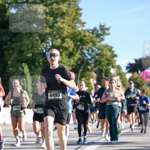 07.09.2025 - BARMER Alsterlauf Dr. Thomas Lammeyer http://msf.ph/oto/8711987 07.09.2025 09:40:48 Laufen 3766, 376, 4493, 76 meine-sportfotos.de