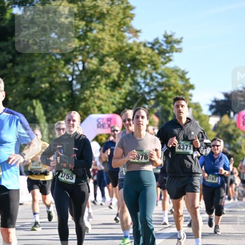 07.09.2025 - BARMER Alsterlauf Dr. Thomas Lammeyer http://msf.ph/oto/8711992 07.09.2025 09:40:50 Laufen 755, 5976, 4371, 5197 meine-sportfotos.de