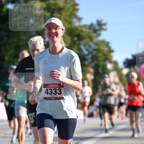 07.09.2025 - BARMER Alsterlauf Dr. Thomas Lammeyer http://msf.ph/oto/8712031 07.09.2025 09:40:57 Laufen 36, 4333 meine-sportfotos.de