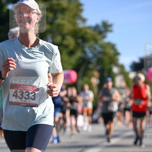 07.09.2025 - BARMER Alsterlauf Dr. Thomas Lammeyer http://msf.ph/oto/8712034 07.09.2025 09:40:57 Laufen 1036, 4333, 44 meine-sportfotos.de