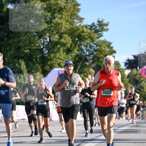 07.09.2025 - BARMER Alsterlauf Dr. Thomas Lammeyer http://msf.ph/oto/8712045 07.09.2025 09:40:59 Laufen 2065, 5857, 4775, 5703, 5602 meine-sportfotos.de