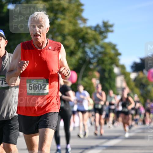 07.09.2025 - BARMER Alsterlauf Dr. Thomas Lammeyer http://msf.ph/oto/8712058 07.09.2025 09:41:01 Laufen 75, 36, 5602 meine-sportfotos.de