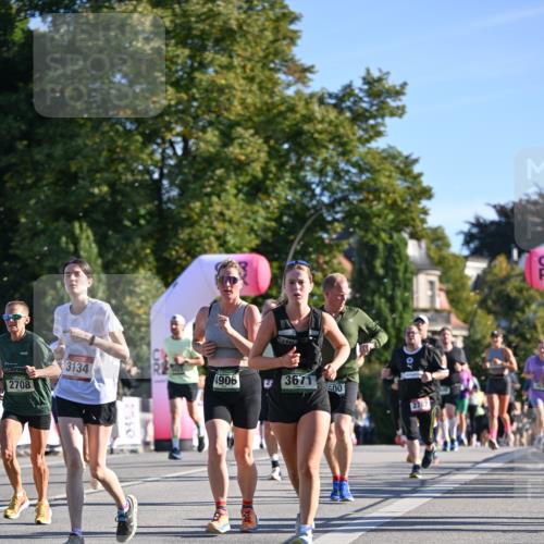 07.09.2025 - BARMER Alsterlauf Dr. Thomas Lammeyer http://msf.ph/oto/8712074 07.09.2025 09:41:05 Laufen 3134, 4906, 2708, 23671, 500, 2782, 64 meine-sportfotos.de