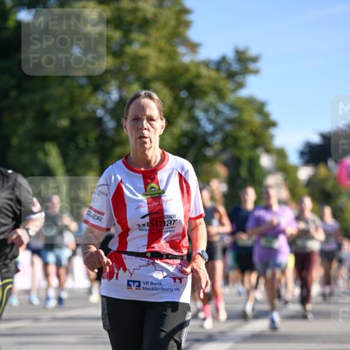 07.09.2025 - BARMER Alsterlauf Dr. Thomas Lammeyer http://msf.ph/oto/8712110 07.09.2025 09:41:11 Laufen  meine-sportfotos.de