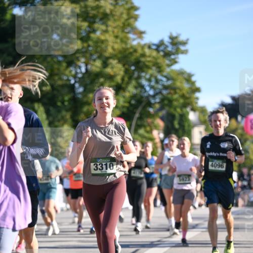 07.09.2025 - BARMER Alsterlauf Dr. Thomas Lammeyer http://msf.ph/oto/8712133 07.09.2025 09:41:15 Laufen 3310, 4096 meine-sportfotos.de