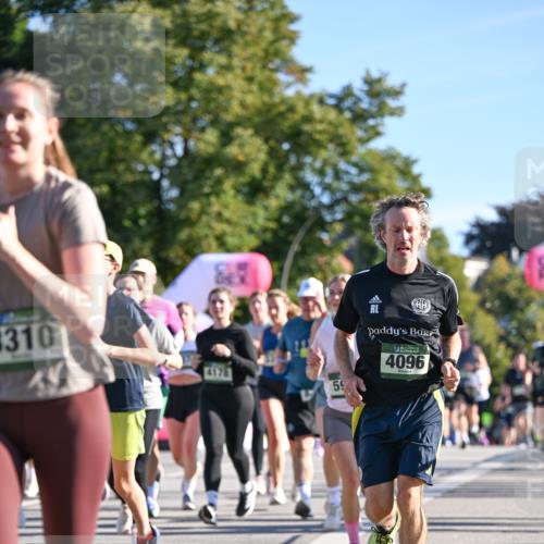 07.09.2025 - BARMER Alsterlauf Dr. Thomas Lammeyer http://msf.ph/oto/8712140 07.09.2025 09:41:16 Laufen 310, 59, 4096 meine-sportfotos.de
