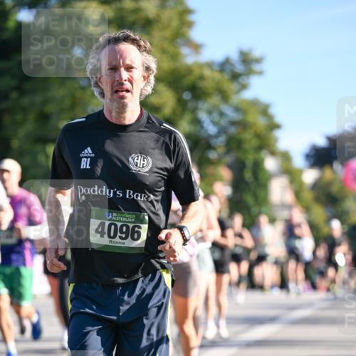 07.09.2025 - BARMER Alsterlauf Dr. Thomas Lammeyer http://msf.ph/oto/8712148 07.09.2025 09:41:18 Laufen 36, 4096 meine-sportfotos.de