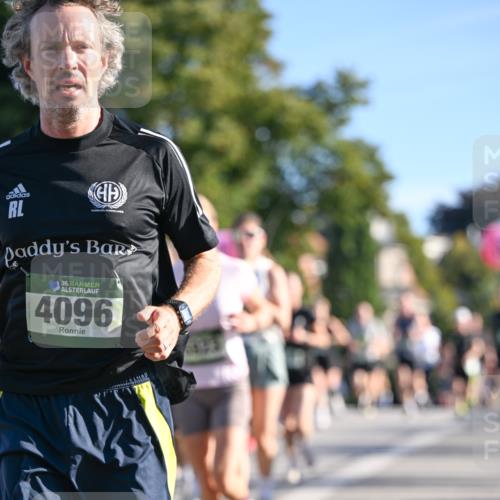 07.09.2025 - BARMER Alsterlauf Dr. Thomas Lammeyer http://msf.ph/oto/8712150 07.09.2025 09:41:18 Laufen 36, 4096, 444 meine-sportfotos.de