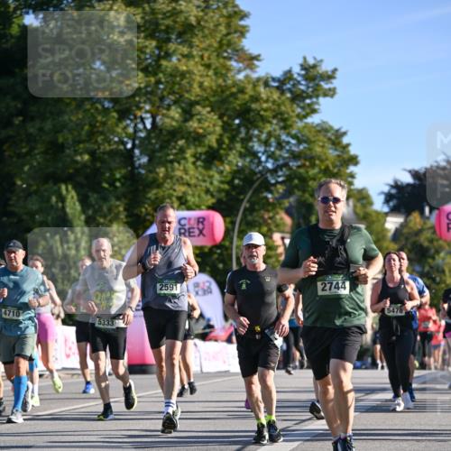 07.09.2025 - BARMER Alsterlauf Dr. Thomas Lammeyer http://msf.ph/oto/8712190 07.09.2025 09:41:24 Laufen 4710, 5333, 3, 2591, 2744, 5478 meine-sportfotos.de
