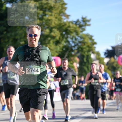 07.09.2025 - BARMER Alsterlauf Dr. Thomas Lammeyer http://msf.ph/oto/8712200 07.09.2025 09:41:26 Laufen 2591, 2744, 2136 meine-sportfotos.de