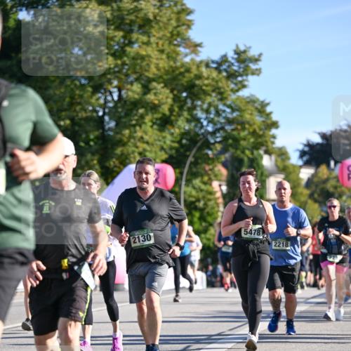 07.09.2025 - BARMER Alsterlauf Dr. Thomas Lammeyer http://msf.ph/oto/8712202 07.09.2025 09:41:27 Laufen 2130, 5478, 2218 meine-sportfotos.de