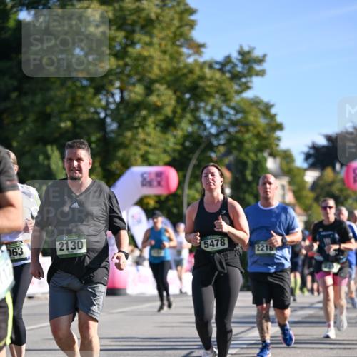 07.09.2025 - BARMER Alsterlauf Dr. Thomas Lammeyer http://msf.ph/oto/8712209 07.09.2025 09:41:27 Laufen 063, 2130, 5478, 2218 meine-sportfotos.de