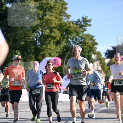 07.09.2025 - BARMER Alsterlauf Dr. Thomas Lammeyer http://msf.ph/oto/8712252 07.09.2025 09:41:36 Laufen 4461, 5408, 6022, 2030, 10, 5039, 2898 meine-sportfotos.de