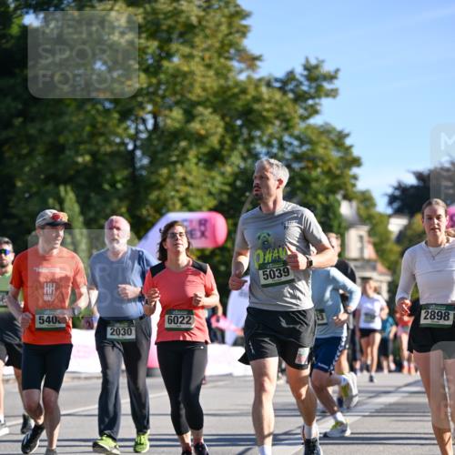 07.09.2025 - BARMER Alsterlauf Dr. Thomas Lammeyer http://msf.ph/oto/8712253 07.09.2025 09:41:36 Laufen 46, 540, 2030, 6022, 5039, 2898 meine-sportfotos.de