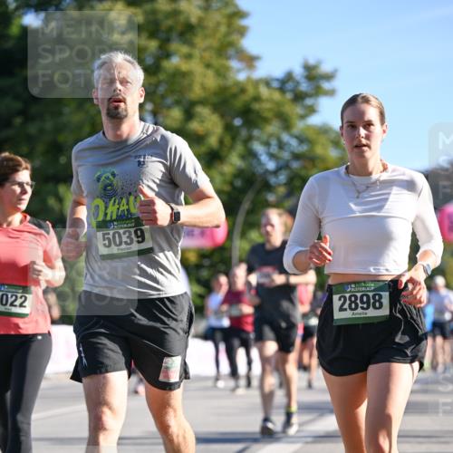 07.09.2025 - BARMER Alsterlauf Dr. Thomas Lammeyer http://msf.ph/oto/8712263 07.09.2025 09:41:37 Laufen 022, 5039, 136, 2898 meine-sportfotos.de