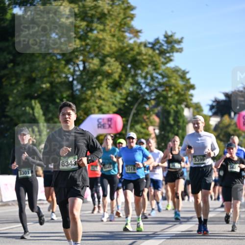 07.09.2025 - BARMER Alsterlauf Dr. Thomas Lammeyer http://msf.ph/oto/8712306 07.09.2025 09:41:45 Laufen 8301, 6343, 2018, 5399, 568 meine-sportfotos.de