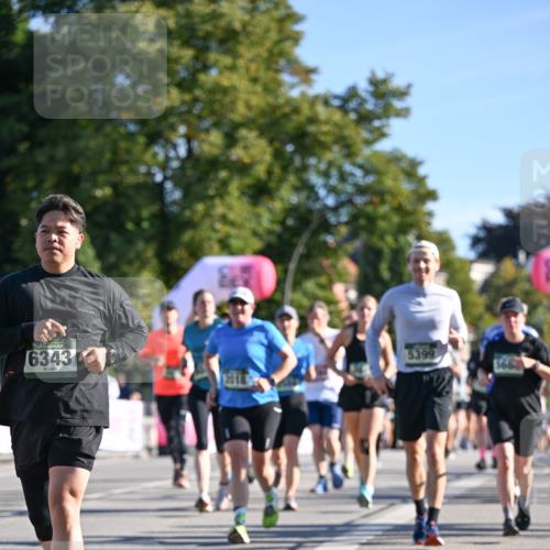 07.09.2025 - BARMER Alsterlauf Dr. Thomas Lammeyer http://msf.ph/oto/8712312 07.09.2025 09:41:46 Laufen 6343, 2018, 5399, 5684 meine-sportfotos.de