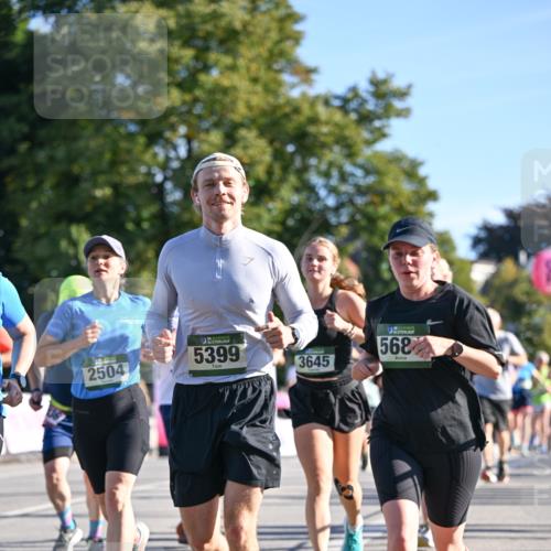 07.09.2025 - BARMER Alsterlauf Dr. Thomas Lammeyer http://msf.ph/oto/8712330 07.09.2025 09:41:49 Laufen 2504, 136, 5399, 3645, 568 meine-sportfotos.de