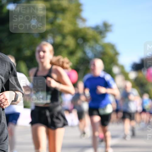 07.09.2025 - BARMER Alsterlauf Dr. Thomas Lammeyer http://msf.ph/oto/8712338 07.09.2025 09:41:50 Laufen  meine-sportfotos.de