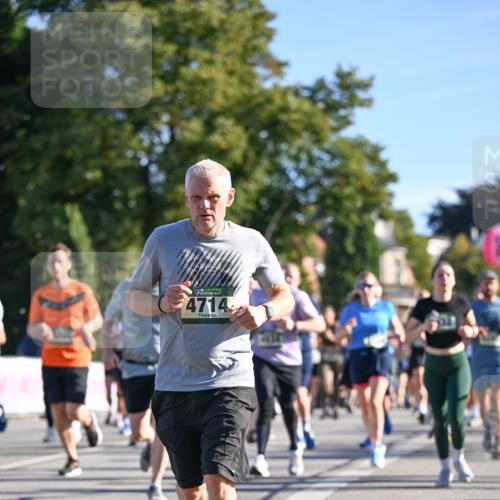 07.09.2025 - BARMER Alsterlauf Dr. Thomas Lammeyer http://msf.ph/oto/8712369 07.09.2025 09:41:55 Laufen 4714 meine-sportfotos.de