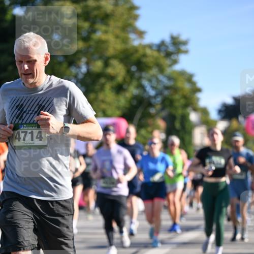 07.09.2025 - BARMER Alsterlauf Dr. Thomas Lammeyer http://msf.ph/oto/8712376 07.09.2025 09:41:56 Laufen 36, 4714 meine-sportfotos.de
