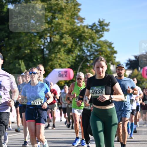07.09.2025 - BARMER Alsterlauf Dr. Thomas Lammeyer http://msf.ph/oto/8712389 07.09.2025 09:41:58 Laufen 092, 4174, 4932 meine-sportfotos.de
