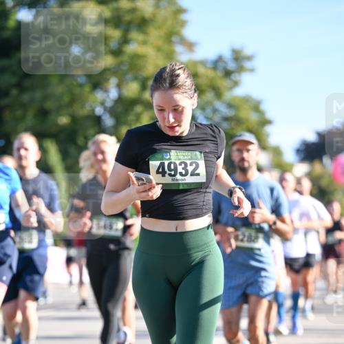 07.09.2025 - BARMER Alsterlauf Dr. Thomas Lammeyer http://msf.ph/oto/8712395 07.09.2025 09:41:59 Laufen 36, 4932, 4288 meine-sportfotos.de
