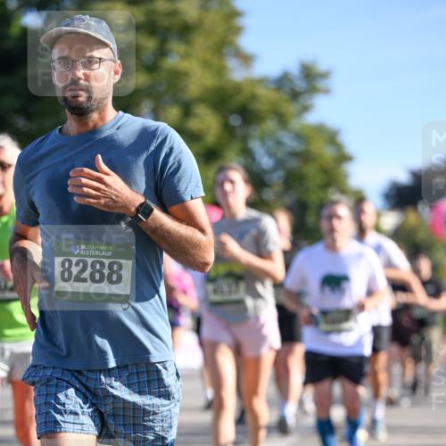 07.09.2025 - BARMER Alsterlauf Dr. Thomas Lammeyer http://msf.ph/oto/8712405 07.09.2025 09:42:00 Laufen 36, 8288, 444 meine-sportfotos.de