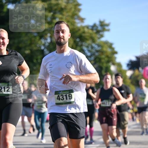 07.09.2025 - BARMER Alsterlauf Dr. Thomas Lammeyer http://msf.ph/oto/8712424 07.09.2025 09:42:03 Laufen 36, 212, 36, 4319 meine-sportfotos.de