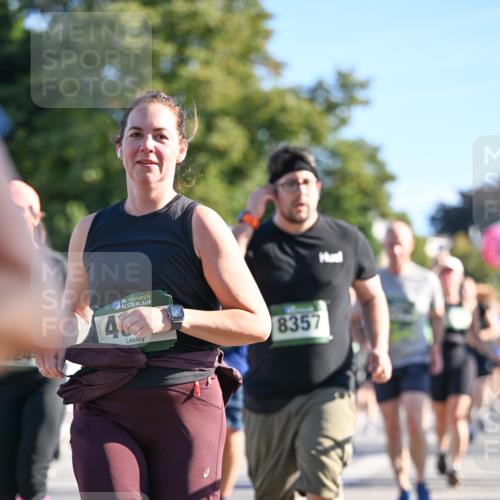 07.09.2025 - BARMER Alsterlauf Dr. Thomas Lammeyer http://msf.ph/oto/8712441 07.09.2025 09:42:06 Laufen 36, 4, 8357 meine-sportfotos.de