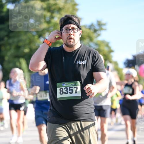 07.09.2025 - BARMER Alsterlauf Dr. Thomas Lammeyer http://msf.ph/oto/8712447 07.09.2025 09:42:07 Laufen 36, 19, 8357 meine-sportfotos.de