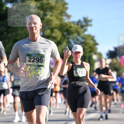 07.09.2025 - BARMER Alsterlauf Dr. Thomas Lammeyer http://msf.ph/oto/8712457 07.09.2025 09:42:09 Laufen 36, 2296, 5728 meine-sportfotos.de