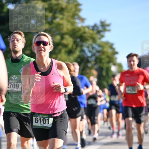 07.09.2025 - BARMER Alsterlauf Dr. Thomas Lammeyer http://msf.ph/oto/8712498 07.09.2025 09:42:16 Laufen 2709, 36, 6101, 6420 meine-sportfotos.de