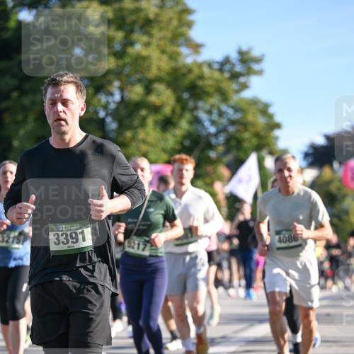 07.09.2025 - BARMER Alsterlauf Dr. Thomas Lammeyer http://msf.ph/oto/8712537 07.09.2025 09:42:22 Laufen 3275, 36, 3391, 4086, 8217 meine-sportfotos.de