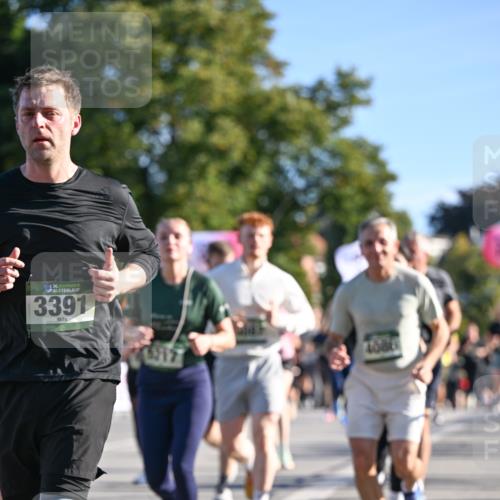 07.09.2025 - BARMER Alsterlauf Dr. Thomas Lammeyer http://msf.ph/oto/8712539 07.09.2025 09:42:22 Laufen 36, 3391, 6217 meine-sportfotos.de