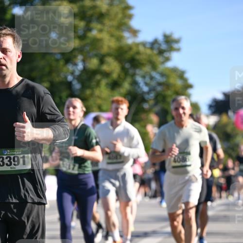 07.09.2025 - BARMER Alsterlauf Dr. Thomas Lammeyer http://msf.ph/oto/8712540 07.09.2025 09:42:22 Laufen 36, 3391, 4088 meine-sportfotos.de