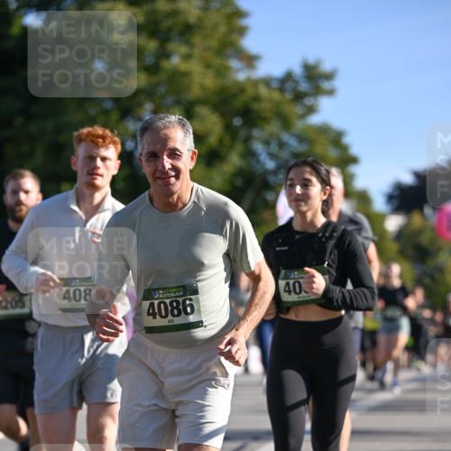 07.09.2025 - BARMER Alsterlauf Dr. Thomas Lammeyer http://msf.ph/oto/8712549 07.09.2025 09:42:23 Laufen 1205, 408, 36, 4086, 40 meine-sportfotos.de