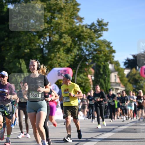 07.09.2025 - BARMER Alsterlauf Dr. Thomas Lammeyer http://msf.ph/oto/8712580 07.09.2025 09:42:28 Laufen 5521, 5262 meine-sportfotos.de