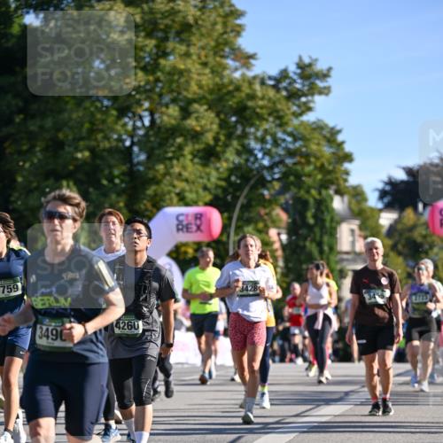 07.09.2025 - BARMER Alsterlauf Dr. Thomas Lammeyer http://msf.ph/oto/8712634 07.09.2025 09:42:37 Laufen 5759, 349, 4260, 3428 meine-sportfotos.de