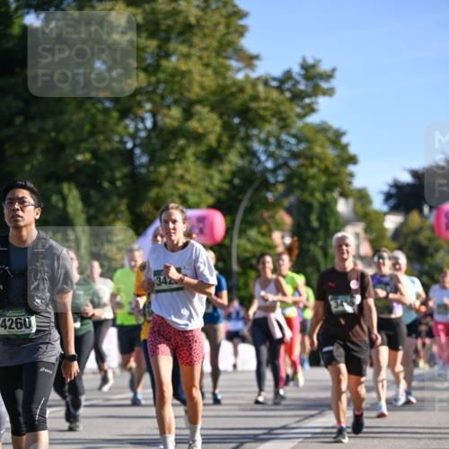 07.09.2025 - BARMER Alsterlauf Dr. Thomas Lammeyer http://msf.ph/oto/8712647 07.09.2025 09:42:39 Laufen 4260, 342 meine-sportfotos.de