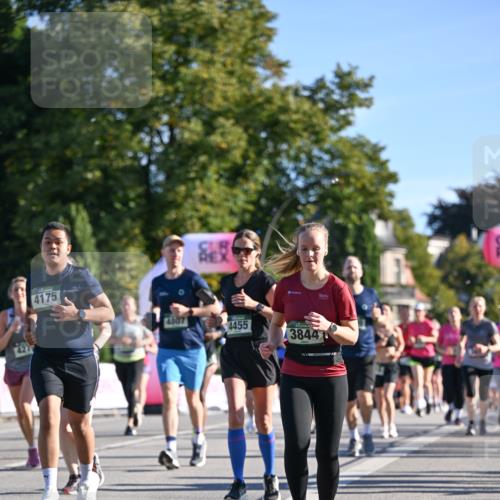 07.09.2025 - BARMER Alsterlauf Dr. Thomas Lammeyer http://msf.ph/oto/8712701 07.09.2025 09:42:50 Laufen 4175, 4807, 4455, 3844 meine-sportfotos.de