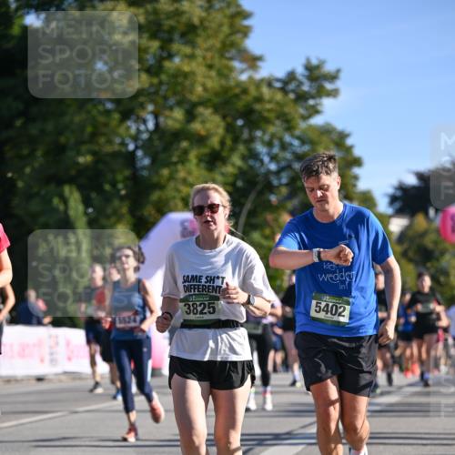 07.09.2025 - BARMER Alsterlauf Dr. Thomas Lammeyer http://msf.ph/oto/8712768 07.09.2025 09:43:00 Laufen 3624, 3825, 5402 meine-sportfotos.de