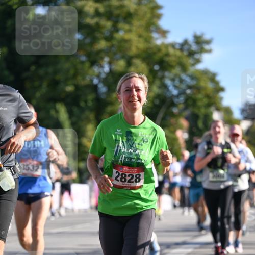 07.09.2025 - BARMER Alsterlauf Dr. Thomas Lammeyer http://msf.ph/oto/8712836 07.09.2025 09:43:14 Laufen 8532, 36, 2828 meine-sportfotos.de