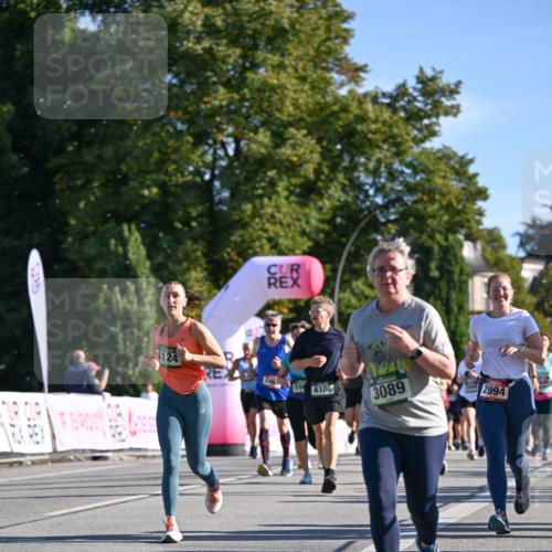 07.09.2025 - BARMER Alsterlauf Dr. Thomas Lammeyer http://msf.ph/oto/8712909 07.09.2025 09:43:26 Laufen 4124, 246, 59, 8106, 3089, 2994 meine-sportfotos.de