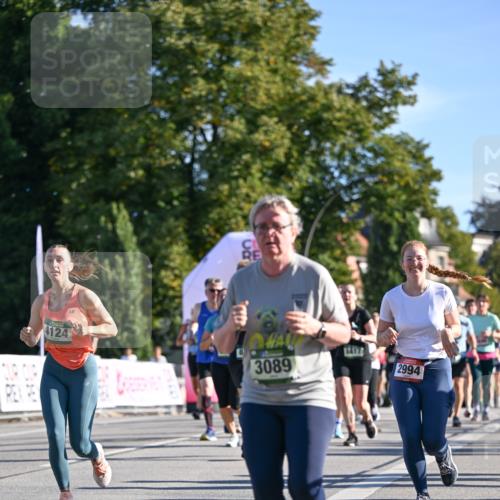 07.09.2025 - BARMER Alsterlauf Dr. Thomas Lammeyer http://msf.ph/oto/8712915 07.09.2025 09:43:27 Laufen 4124, 3089, 1417, 2994 meine-sportfotos.de