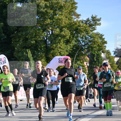 07.09.2025 - BARMER Alsterlauf Dr. Thomas Lammeyer http://msf.ph/oto/8712937 07.09.2025 09:43:31 Laufen 2372, 3837, 624, 8417, 4796, 390, 4217, 276, 2367, 626 meine-sportfotos.de